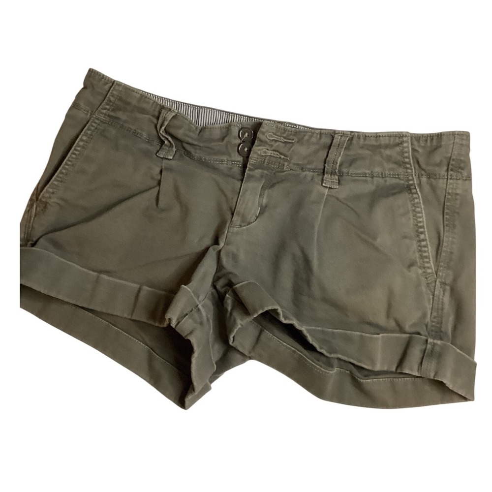 Abercrombie & Fitch Womens Olive Green Cuffed Chino Shorts Low Rise Stretch